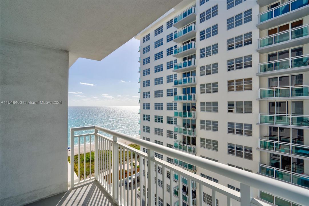 Recently Sold: $250,000 (1 beds, 1 baths, 676 Square Feet)