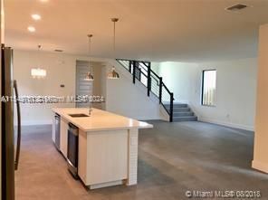 Active With Contract: $5,800 (5 beds, 3 baths, 3781 Square Feet)