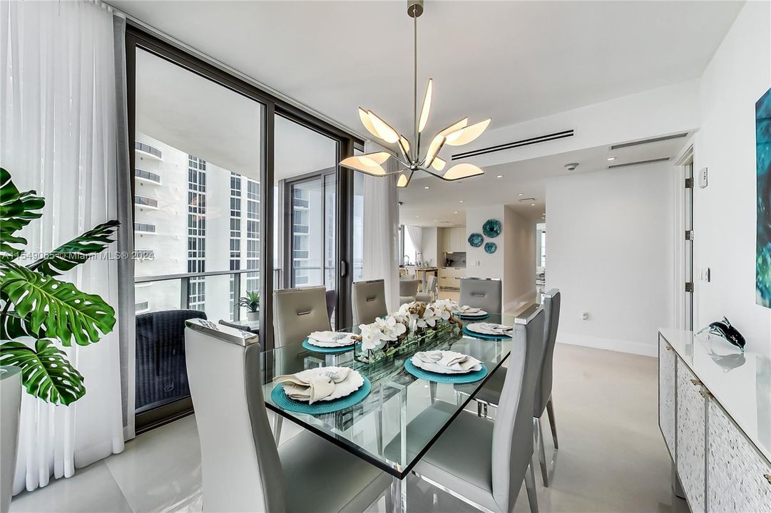 Active With Contract: $5,195,000 (3 beds, 4 baths, 3080 Square Feet)
