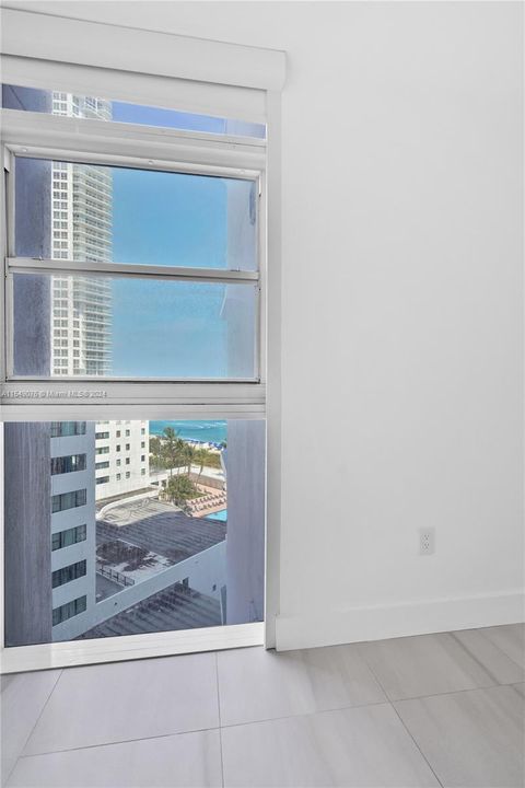 Active With Contract: $1,150,000 (2 beds, 2 baths, 1250 Square Feet)