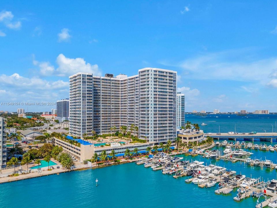 Recently Sold: $520,000 (2 beds, 2 baths, 1030 Square Feet)