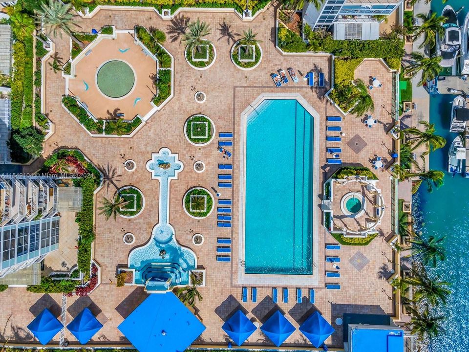 Recently Sold: $520,000 (2 beds, 2 baths, 1030 Square Feet)