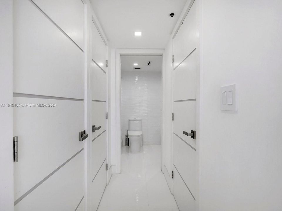 Recently Sold: $520,000 (2 beds, 2 baths, 1030 Square Feet)