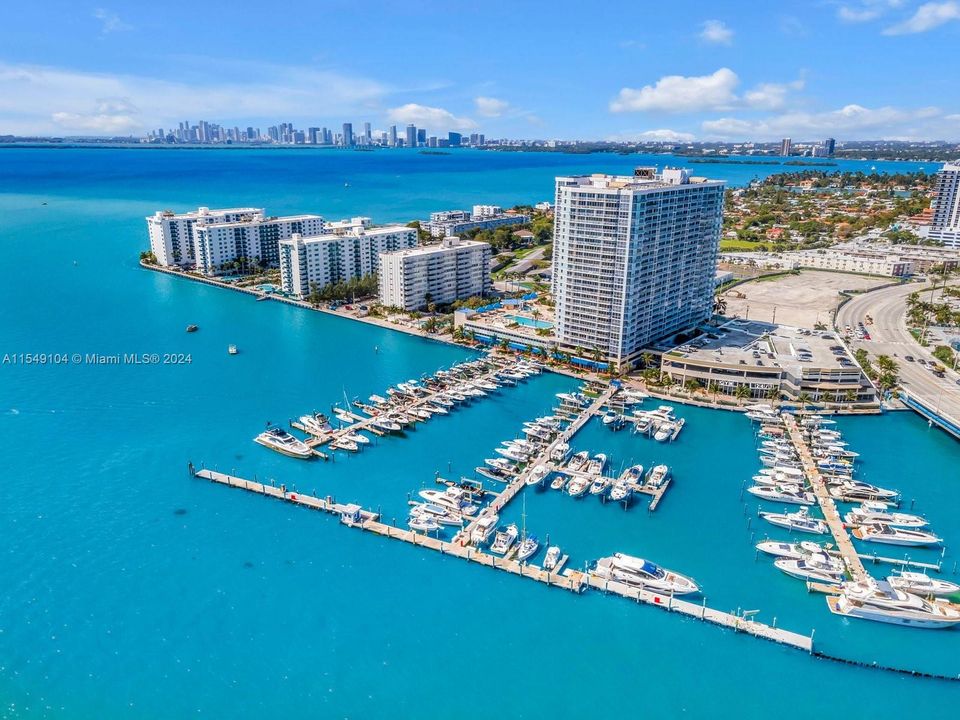 Recently Sold: $520,000 (2 beds, 2 baths, 1030 Square Feet)