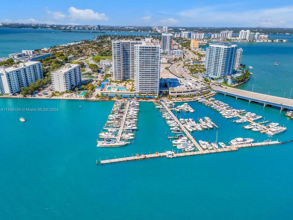 Recently Sold: $520,000 (2 beds, 2 baths, 1030 Square Feet)