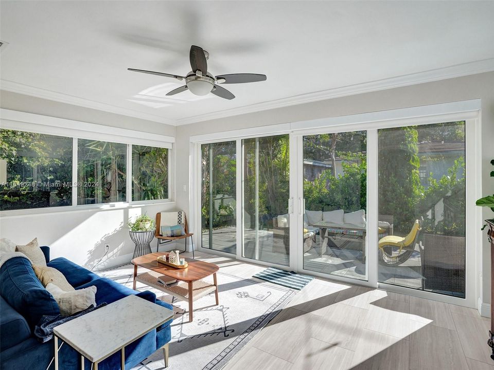 Recently Sold: $1,390,000 (3 beds, 2 baths, 1532 Square Feet)