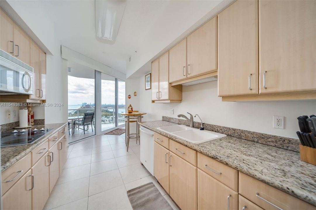 Active With Contract: $1,490,000 (3 beds, 3 baths, 2012 Square Feet)