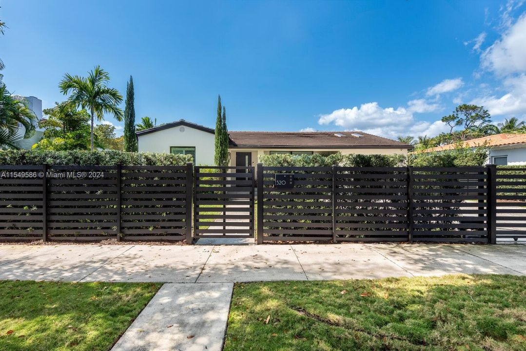 Active With Contract: $2,699,000 (4 beds, 3 baths, 2337 Square Feet)