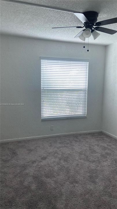 Recently Rented: $3,000 (3 beds, 2 baths, 1440 Square Feet)