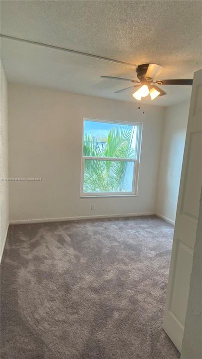 Recently Rented: $3,000 (3 beds, 2 baths, 1440 Square Feet)