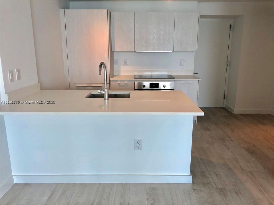 En Venta: $489,000 (1 camas, 1 baños, 610 Pies cuadrados)