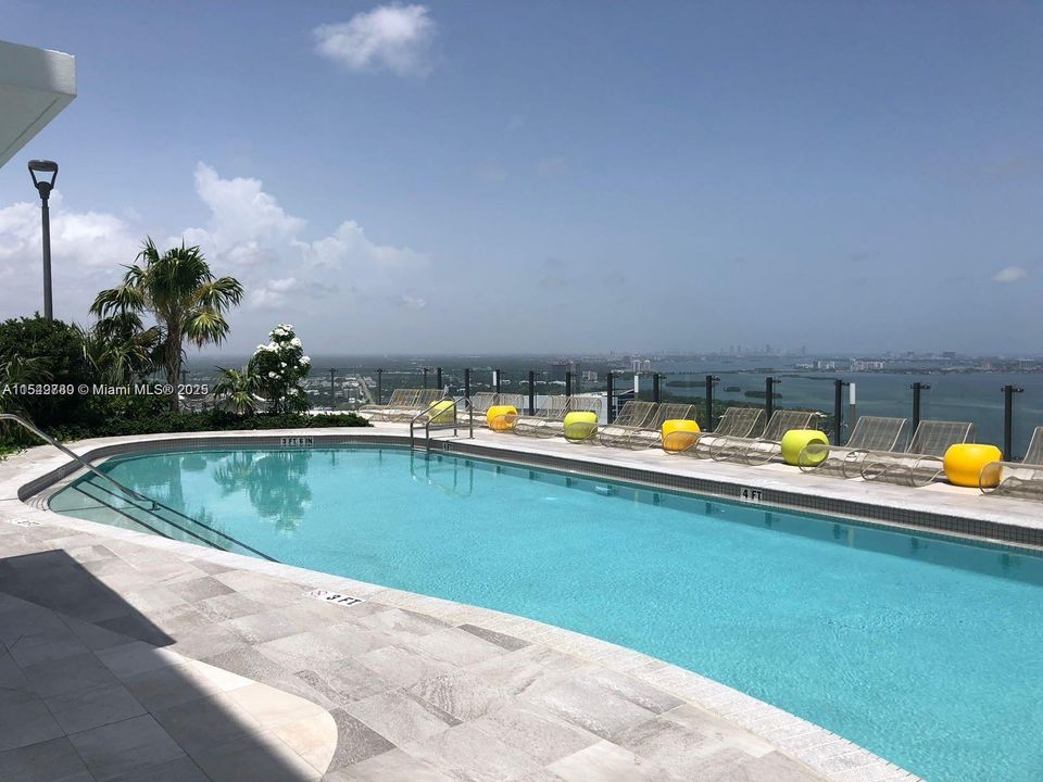 En Venta: $489,000 (1 camas, 1 baños, 610 Pies cuadrados)