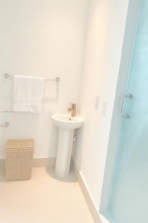 En Venta: $489,000 (1 camas, 1 baños, 610 Pies cuadrados)