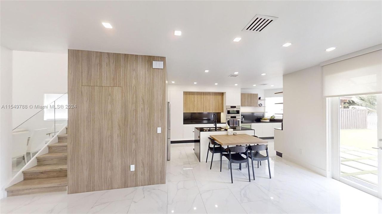 Active With Contract: $1,289,000 (4 beds, 3 baths, 3238 Square Feet)