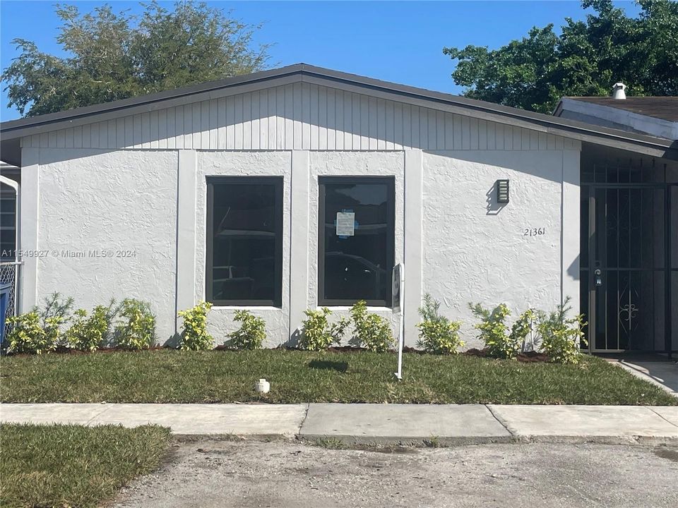 Recently Sold: $399,000 (3 beds, 1 baths, 1162 Square Feet)