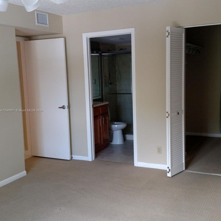 Recently Rented: $1,800 (2 beds, 2 baths, 1018 Square Feet)