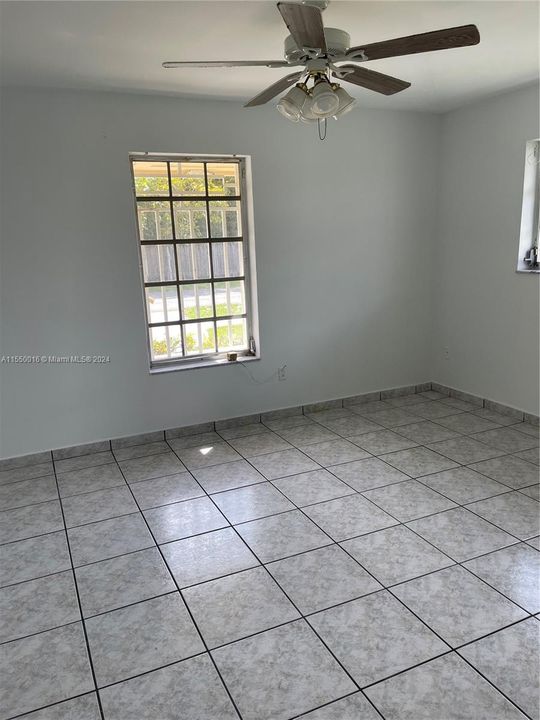 Recently Sold: $599,900 (2 beds, 1 baths, 1465 Square Feet)