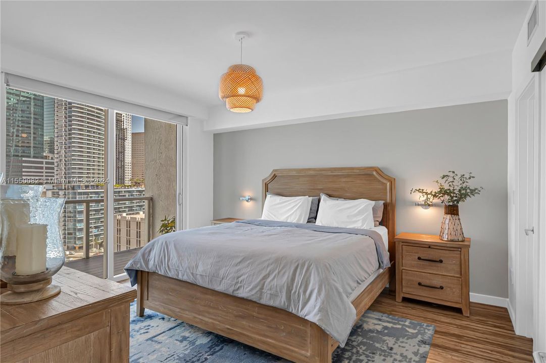 Recently Rented: $4,500 (2 beds, 2 baths, 1111 Square Feet)