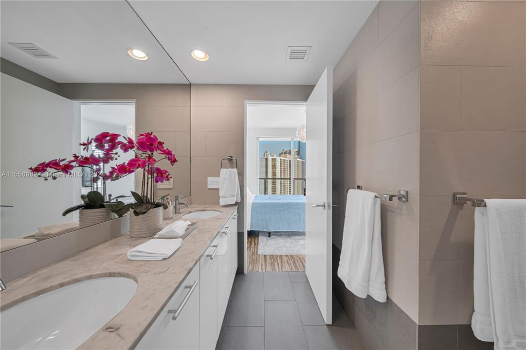 Recently Rented: $4,500 (2 beds, 2 baths, 1111 Square Feet)