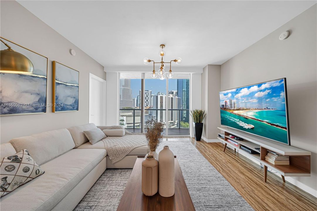 Recently Rented: $4,500 (2 beds, 2 baths, 1111 Square Feet)