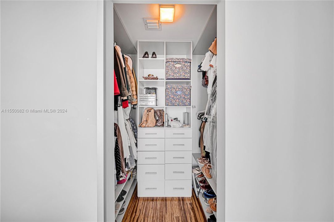 Recently Rented: $4,500 (2 beds, 2 baths, 1111 Square Feet)