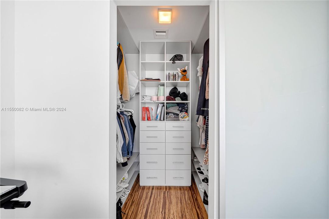 Recently Rented: $4,500 (2 beds, 2 baths, 1111 Square Feet)