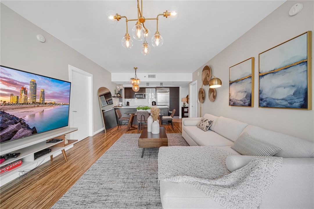 Recently Rented: $4,500 (2 beds, 2 baths, 1111 Square Feet)