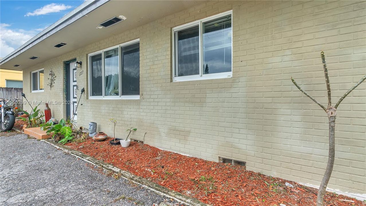 Recently Sold: $580,000 (0 beds, 0 baths, 0 Square Feet)