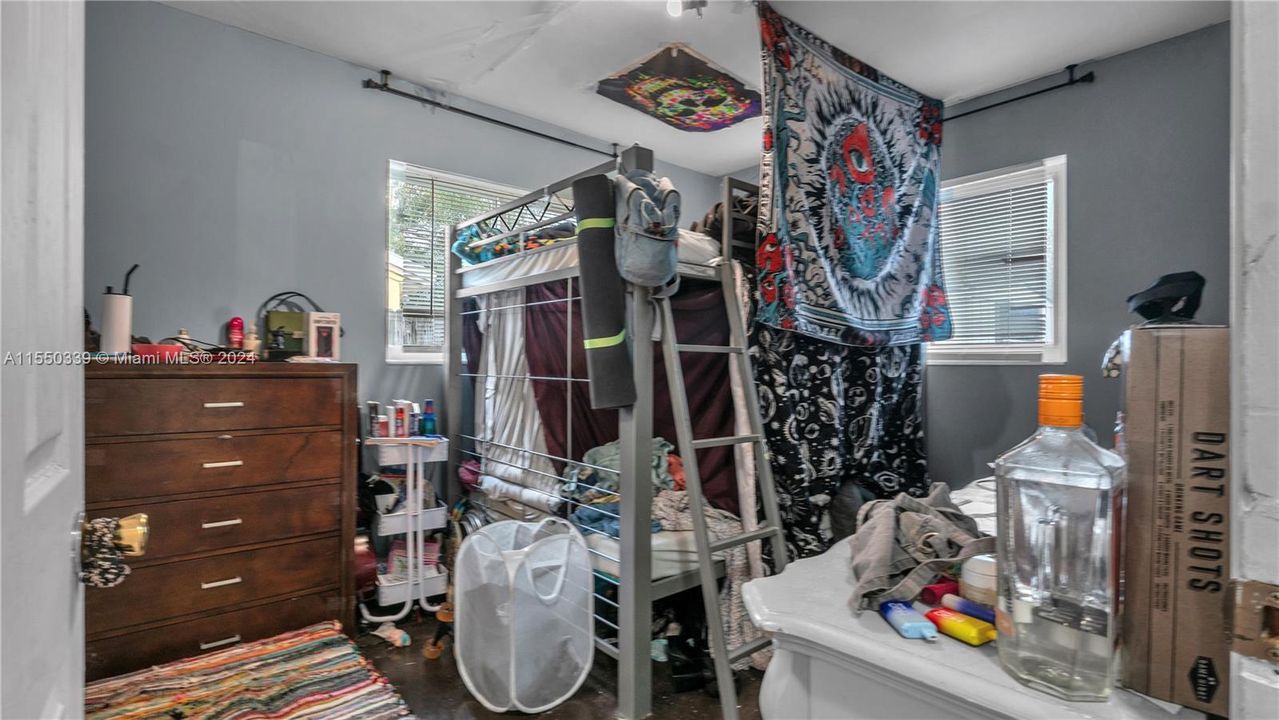 Recently Sold: $580,000 (0 beds, 0 baths, 0 Square Feet)