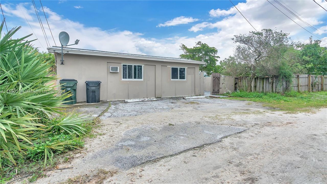 Recently Sold: $580,000 (0 beds, 0 baths, 0 Square Feet)