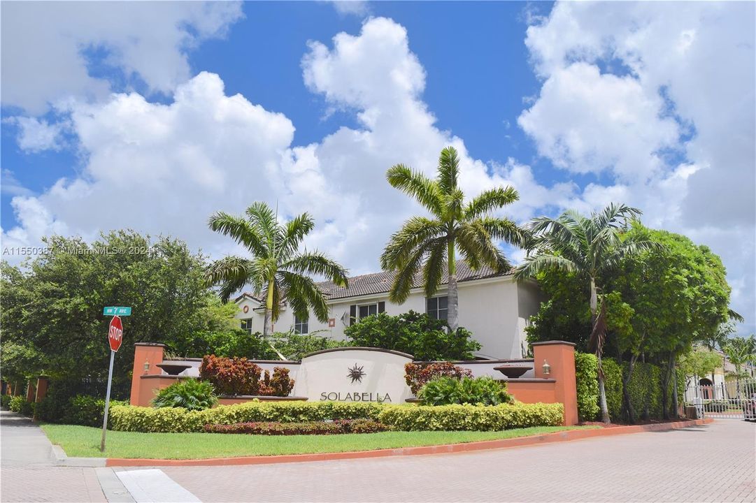 Recently Sold: $345,000 (3 beds, 2 baths, 1420 Square Feet)