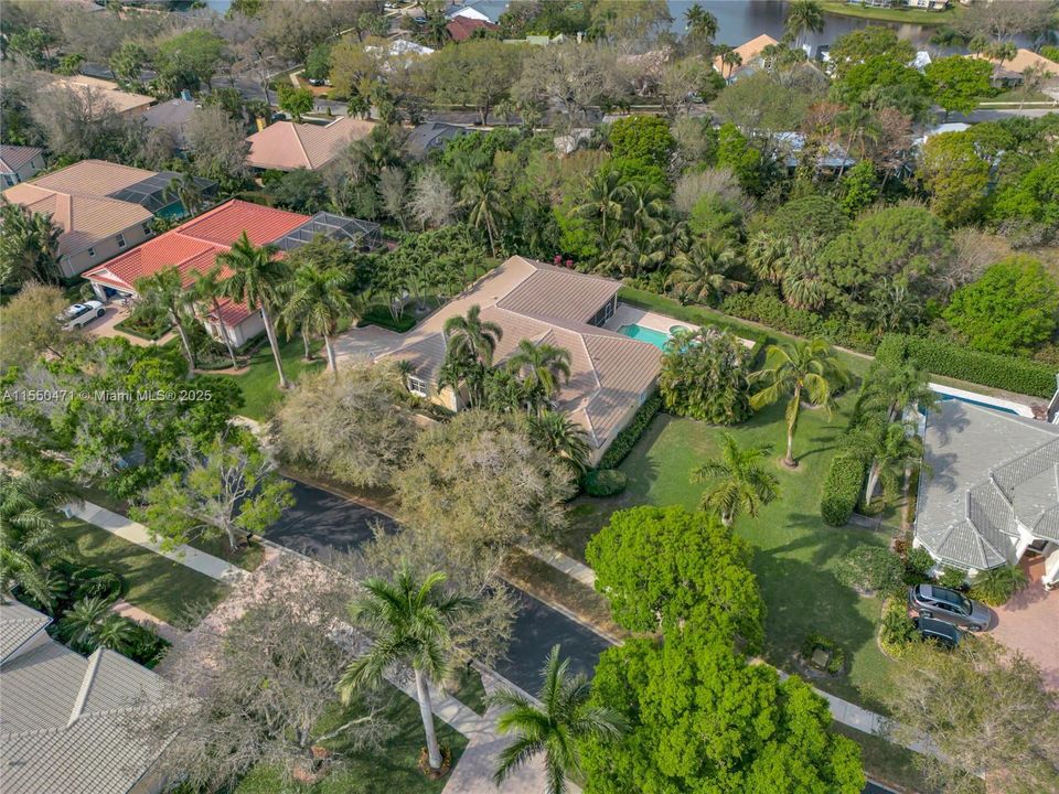 На продажу: $1,650,000 (4 спален, 5 ванн, 3601 Квадратных фут)