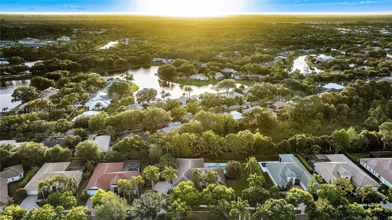 На продажу: $1,650,000 (4 спален, 5 ванн, 3601 Квадратных фут)