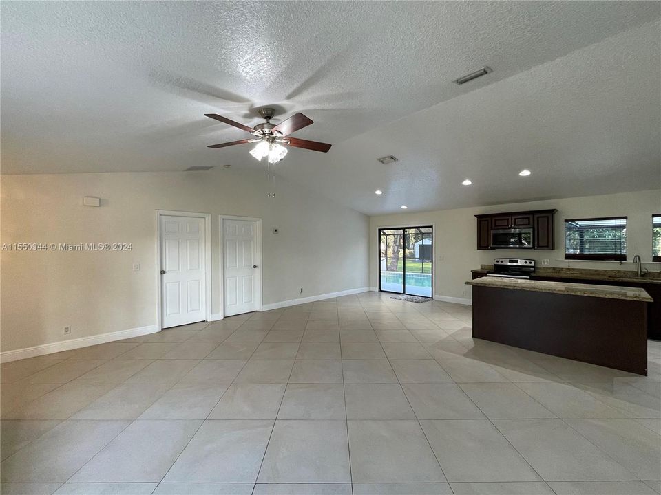 Recently Rented: $3,600 (3 beds, 2 baths, 1744 Square Feet)