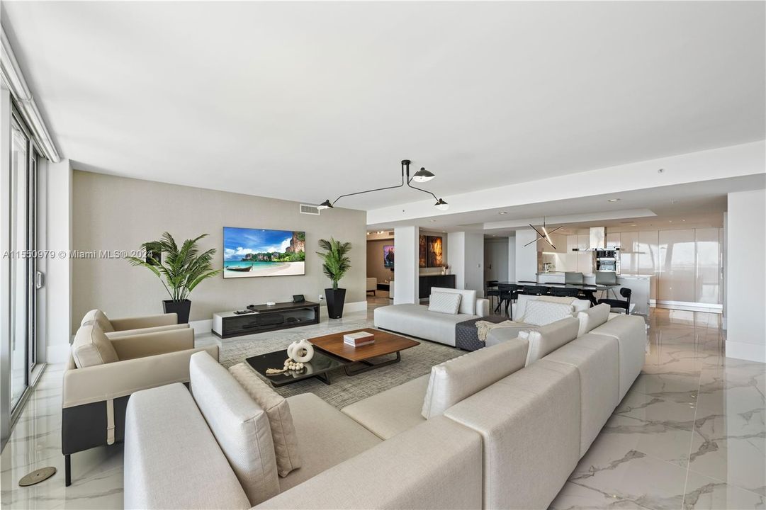 For Sale: $3,485,000 (4 beds, 4 baths, 3084 Square Feet)