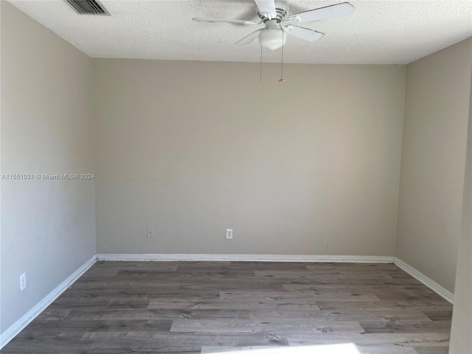 For Rent: $2,700 (2 beds, 2 baths, 1361 Square Feet)