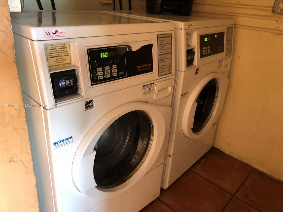 Recientemente alquilado: $2,300 (2 camas, 2 baños, 1262 Pies cuadrados)