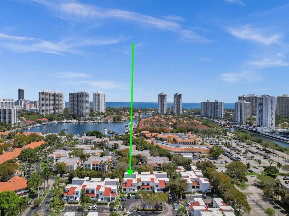 Recently Sold: $560,000 (3 beds, 2 baths, 1365 Square Feet)