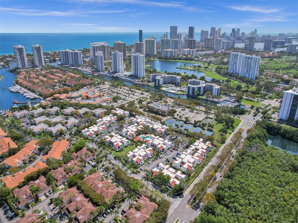 Recently Sold: $560,000 (3 beds, 2 baths, 1365 Square Feet)