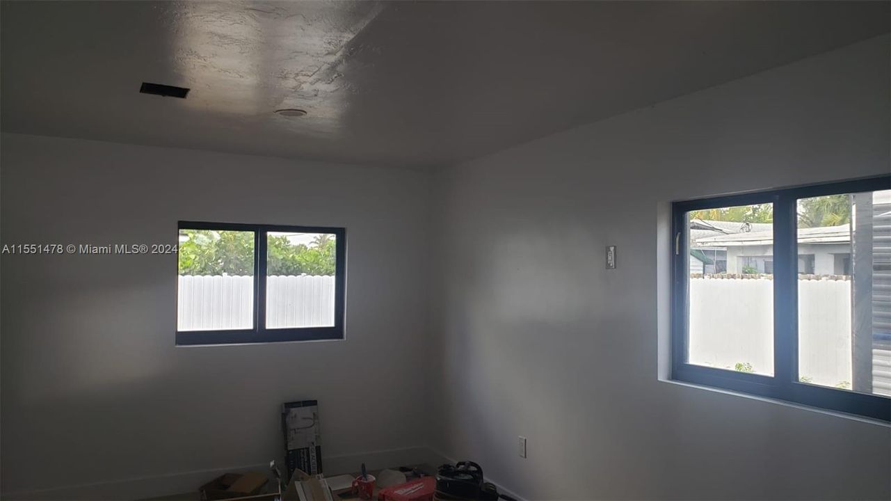 Recientemente alquilado: $1,300 (0 camas, 1 baños, 1485 Pies cuadrados)