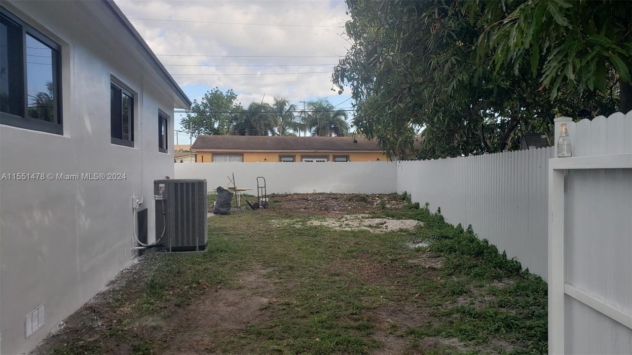 Recientemente alquilado: $1,300 (0 camas, 1 baños, 1485 Pies cuadrados)