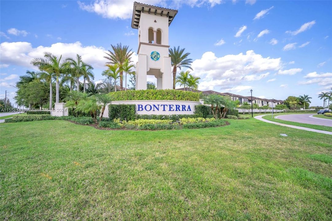 Recently Sold: $669,800 (3 beds, 2 baths, 2291 Square Feet)