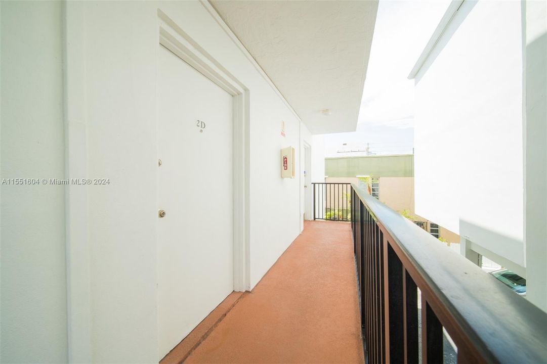 Recently Rented: $2,000 (1 beds, 1 baths, 500 Square Feet)