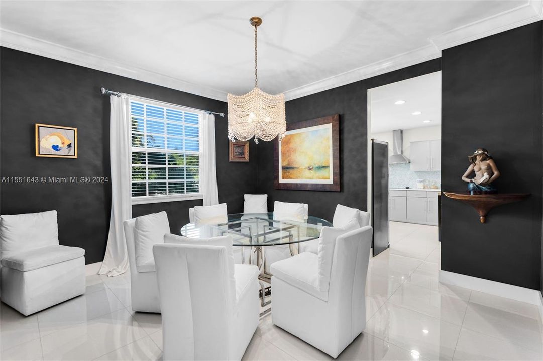 For Sale: $2,000,000 (4 beds, 4 baths, 2510 Square Feet)