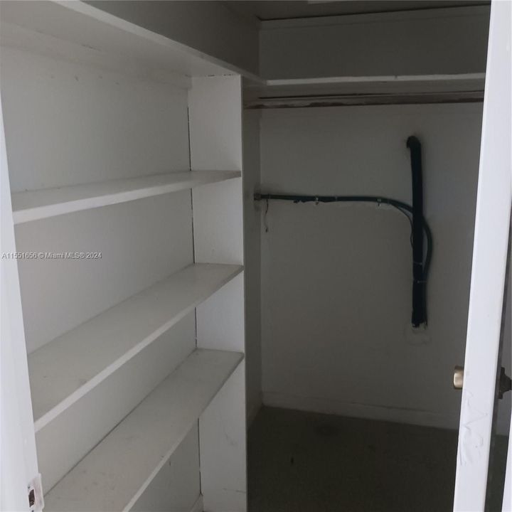 Activo con contrato: $133,900 (2 camas, 2 baños, 1104 Pies cuadrados)