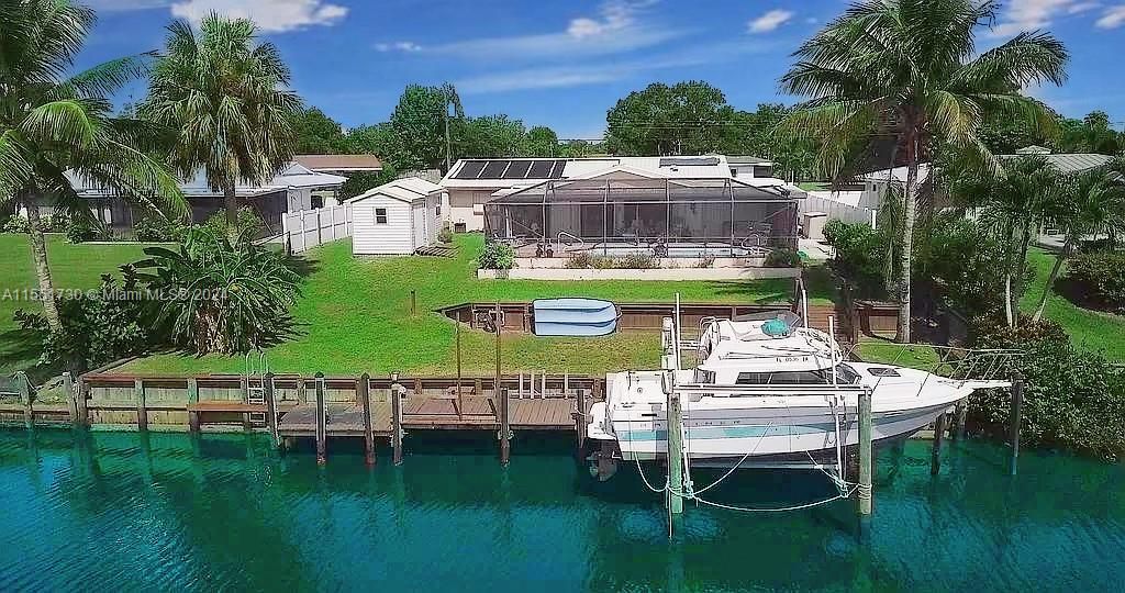 Recently Sold: $599,000 (3 beds, 2 baths, 1716 Square Feet)