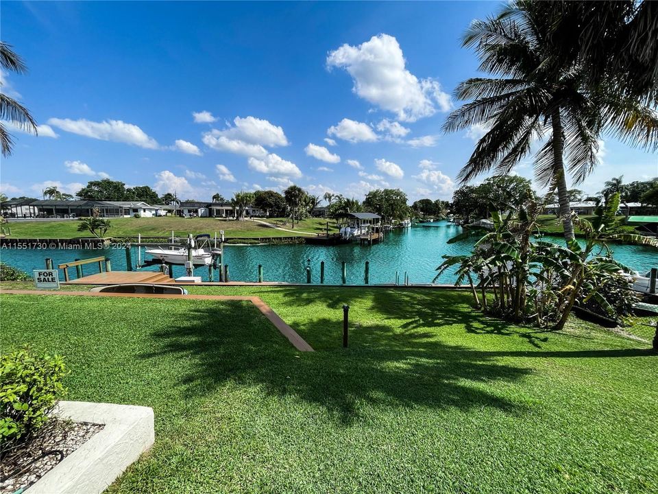 Recently Sold: $599,000 (3 beds, 2 baths, 1716 Square Feet)