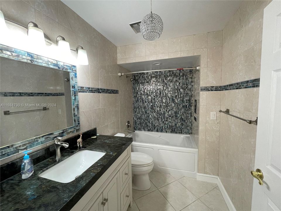 Recently Sold: $599,000 (3 beds, 2 baths, 1716 Square Feet)