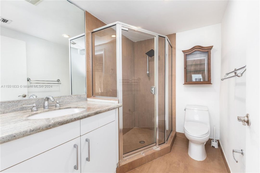Recently Sold: $485,000 (1 beds, 1 baths, 814 Square Feet)