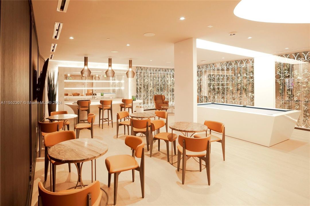 Recently Sold: $3,150,000 (3 beds, 4 baths, 2076 Square Feet)